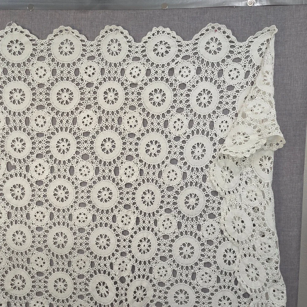 Handmade Crochet Tablecloth Vintage White Lace Medallion Rectangle 56x70 Boho